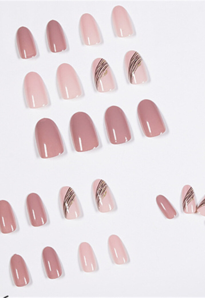 Nude Kunst Nagels met Design