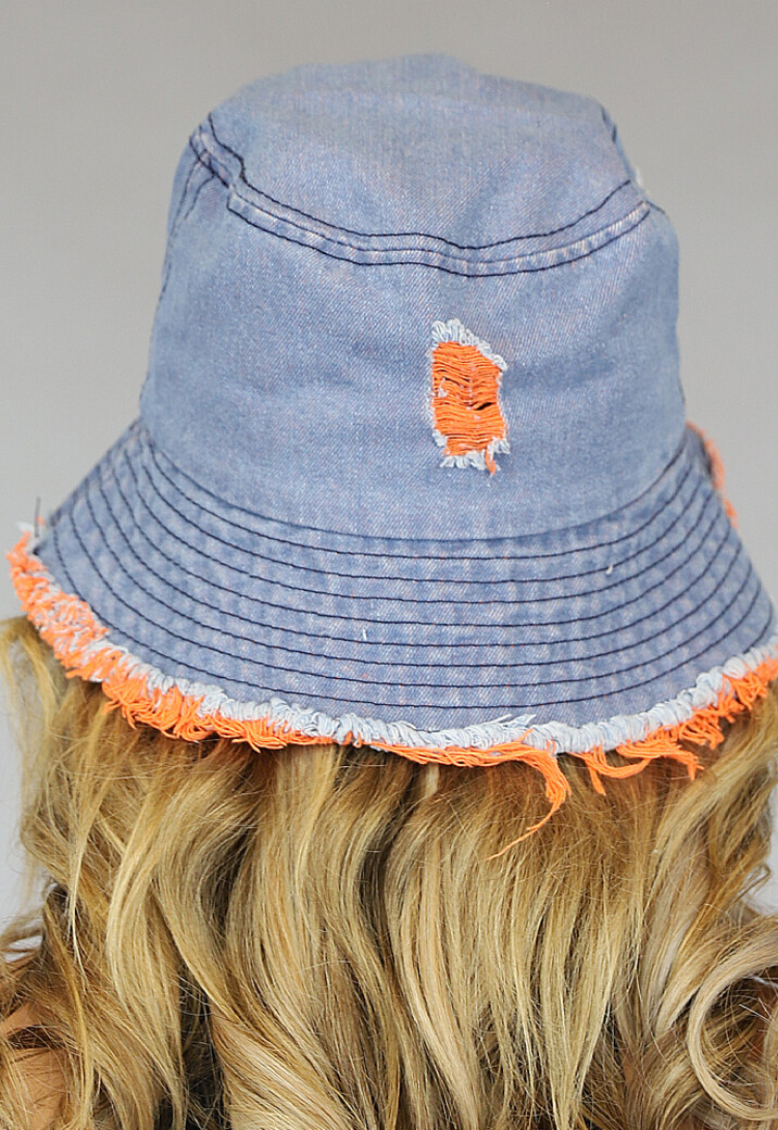 Denim Bucket Hat met Oranje Details