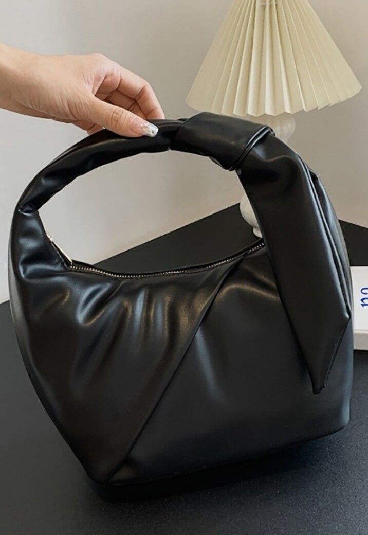 Zwarte Lederlook Handtasje met Geplooid Detail
