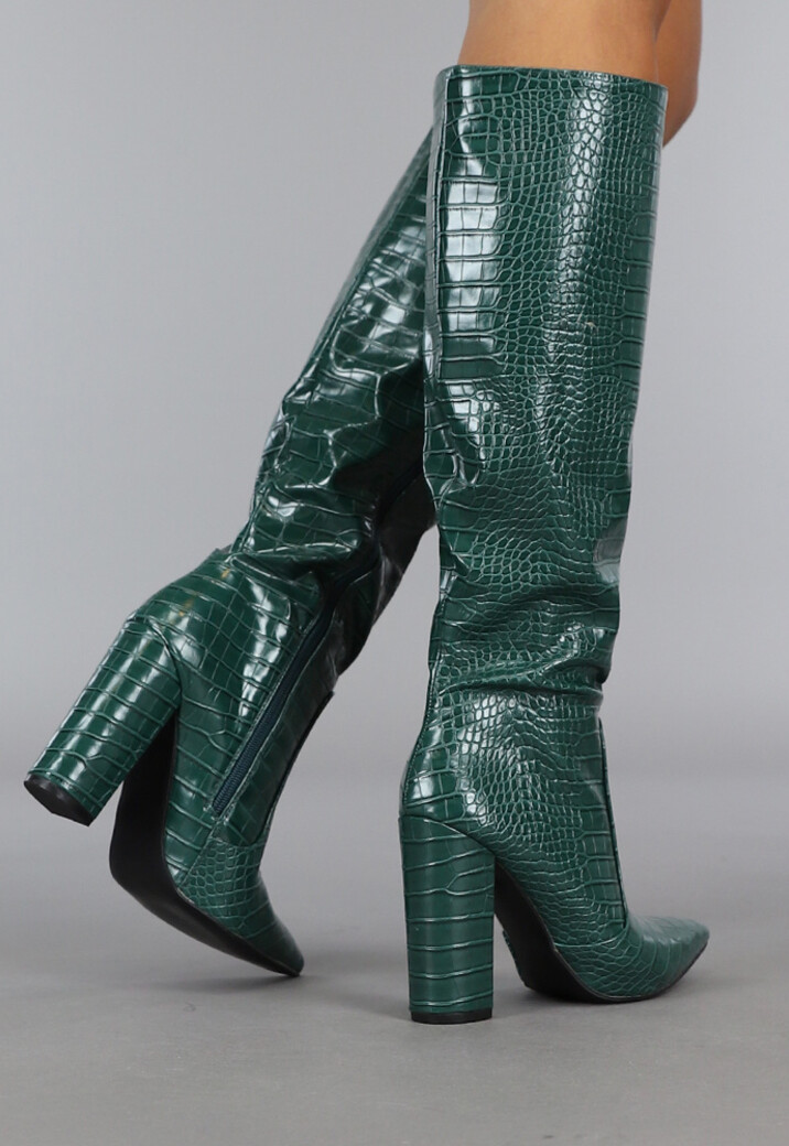 Donkergroene Croco Laars met Spitse Neus