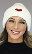 Witte Beanie met Rood Hartje