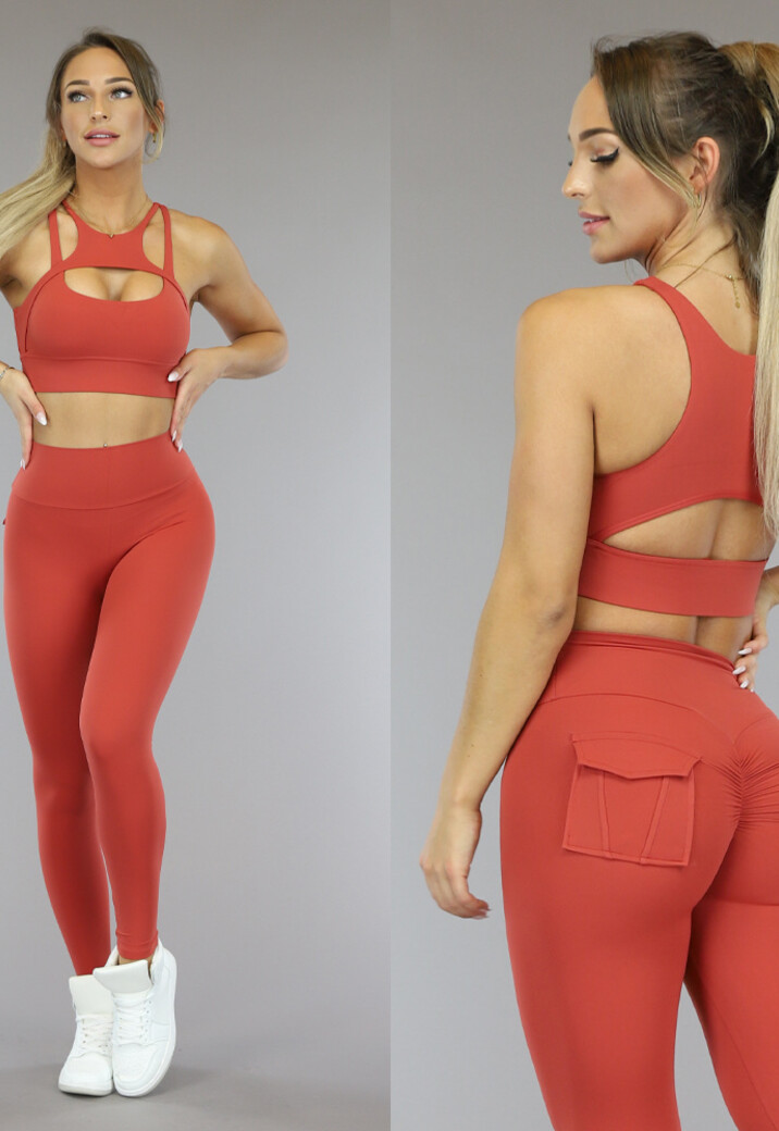 Rode Sport BH met Gekruisde Banden