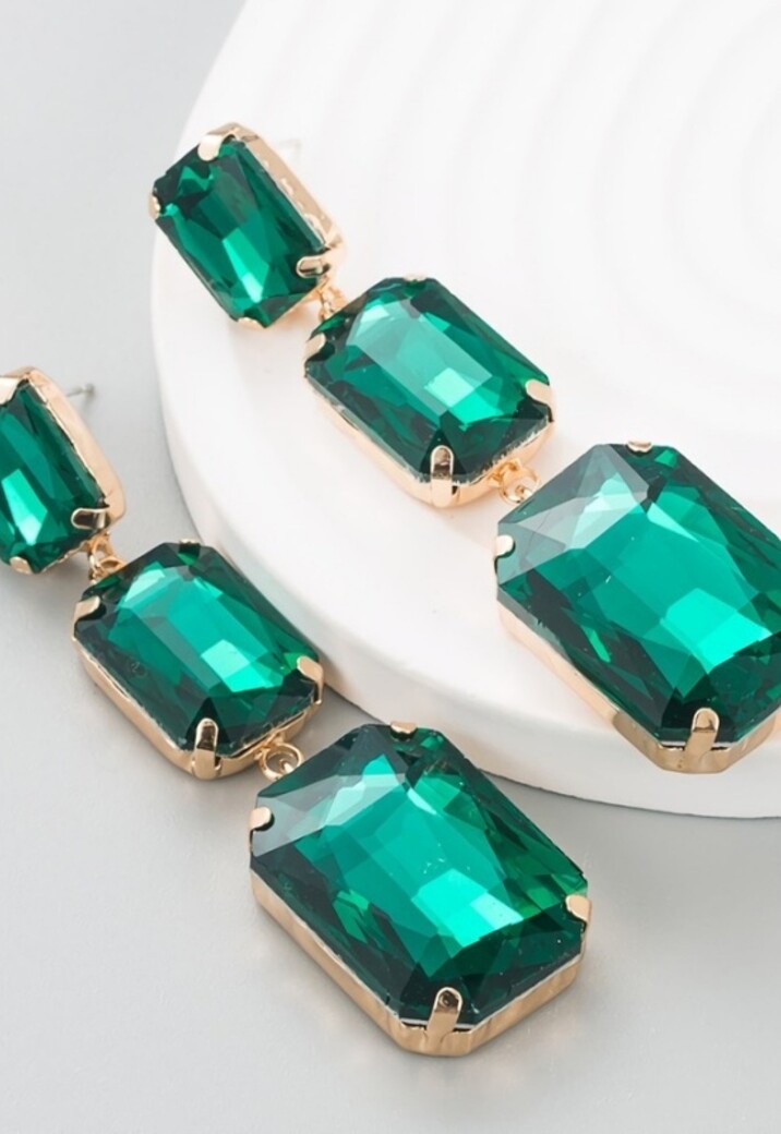 Groene Juwelen Oorhangers met Gouden Detail