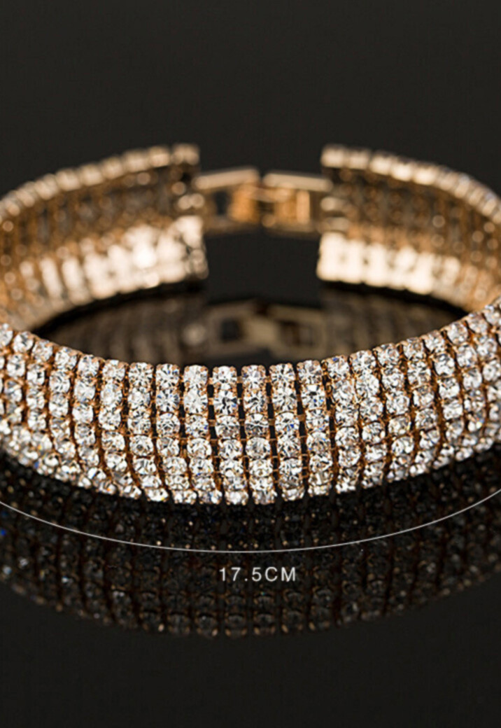 Gouden Brede Strass Armband met Haaksluiting