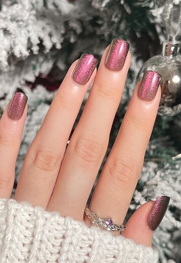 OP=OP.14.AV Korte Fuchsia Glitter Nepnagels