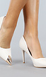 Spitse Beige Lederlook Pumps met Gouden Neus