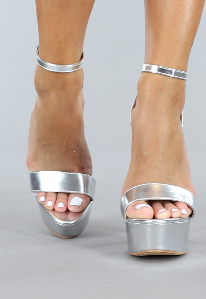 Zilveren Sandaletten met Plateau en Hoge Stiletto Hak