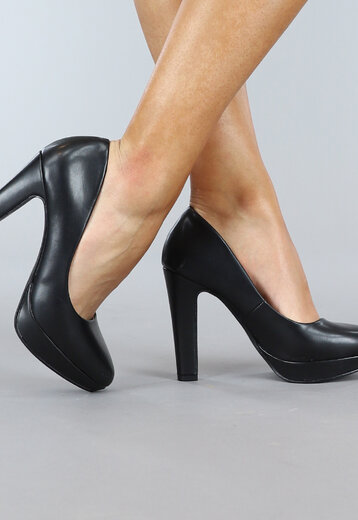 Zwarte Lederlook Pumps