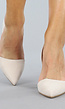 Nude Suède-Look Pumps met Cut Out