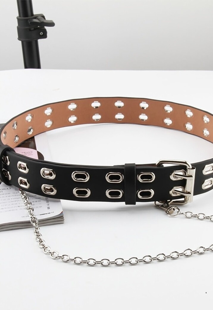 Zwarte Riem met Dubbele Ringen en Ketting