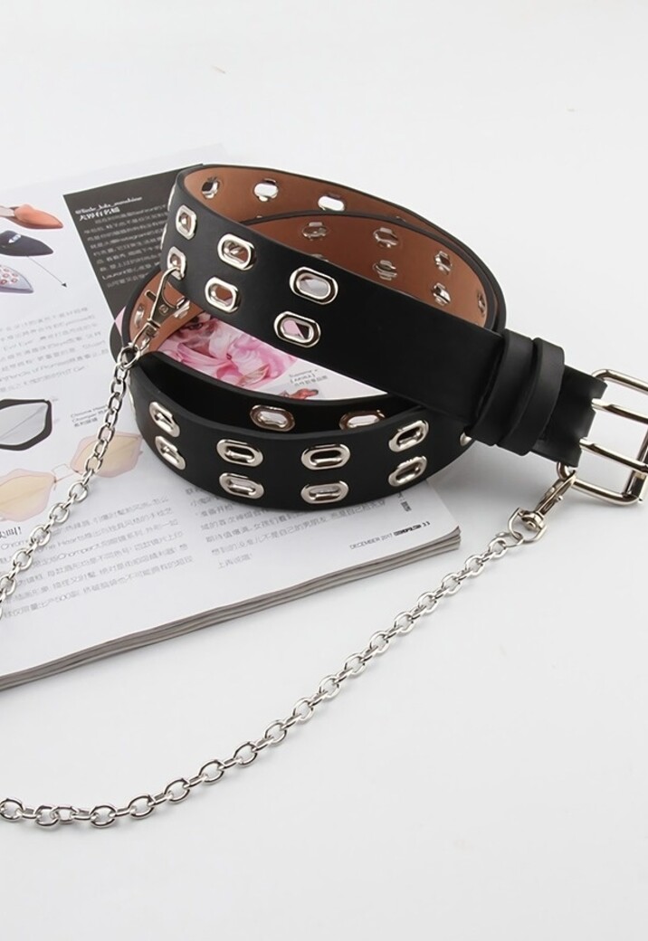 Zwarte Riem met Dubbele Ringen en Ketting