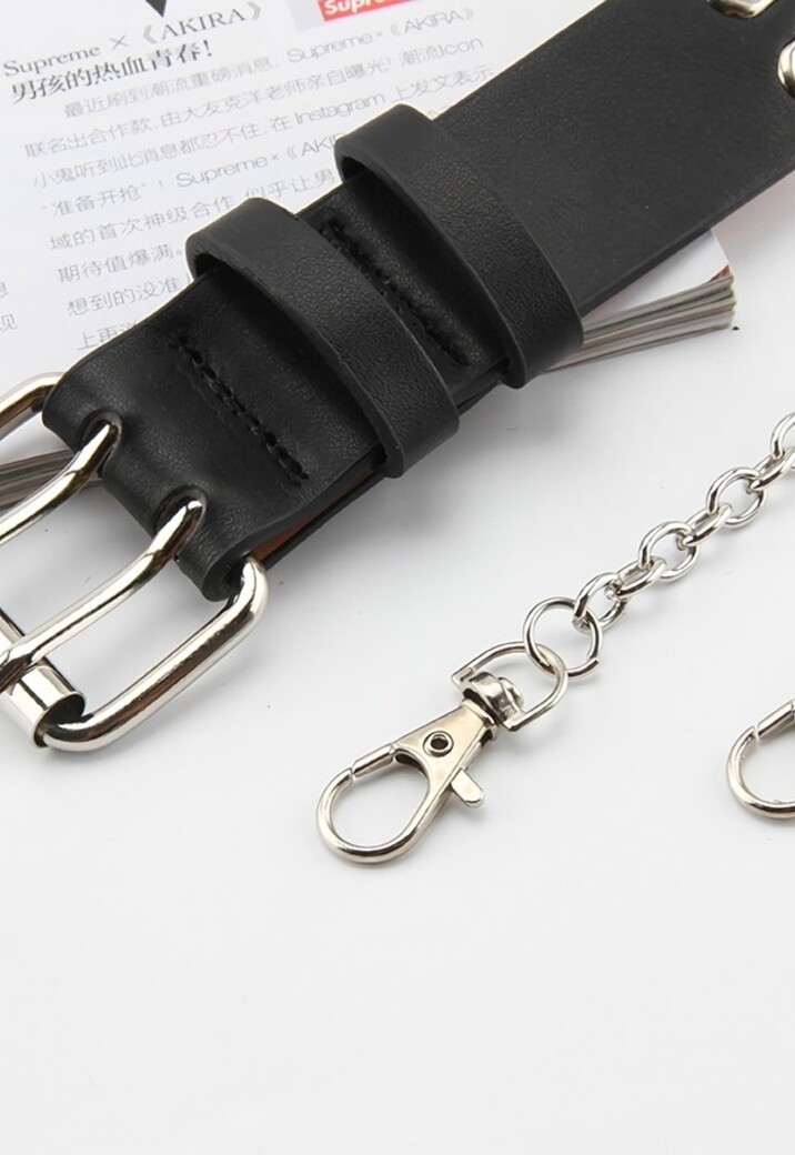 Zwarte Riem met Dubbele Ringen en Ketting