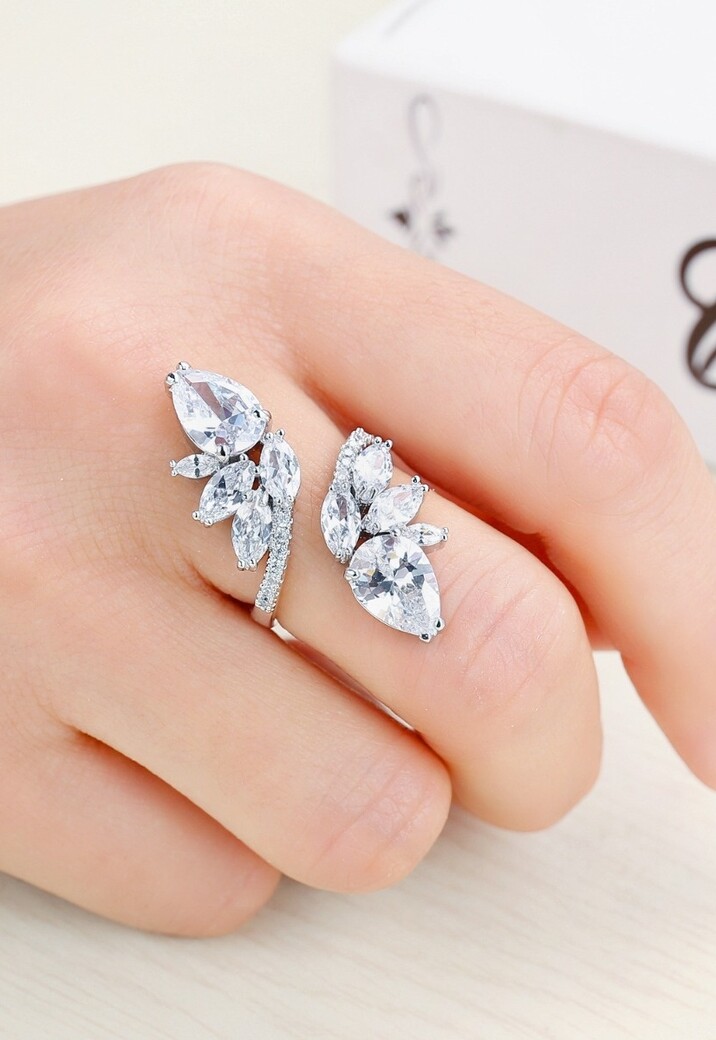 Zilveren Verstelbare Strass Ring met Druppels