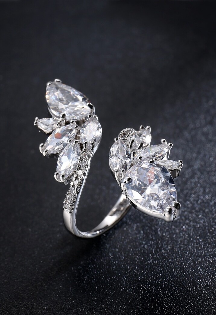 Zilveren Verstelbare Strass Ring met Druppels