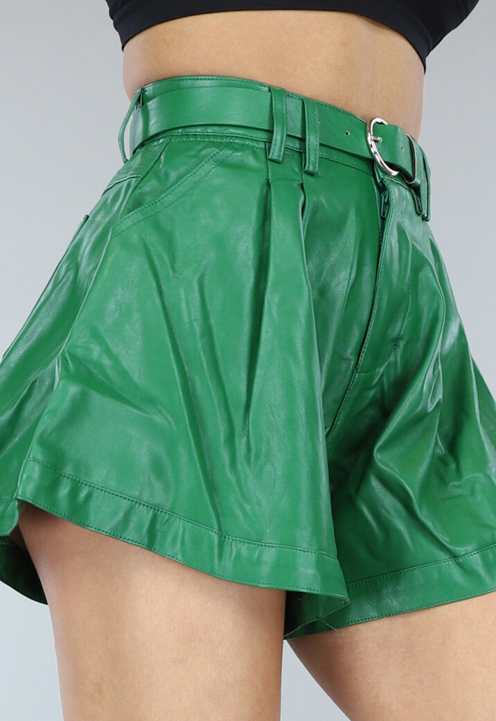 Groene Lederlook Paperbag Short met Riempje