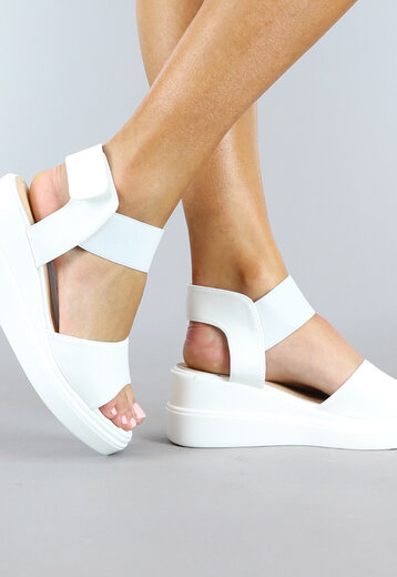 BF2023 Witte Basic Sandalen