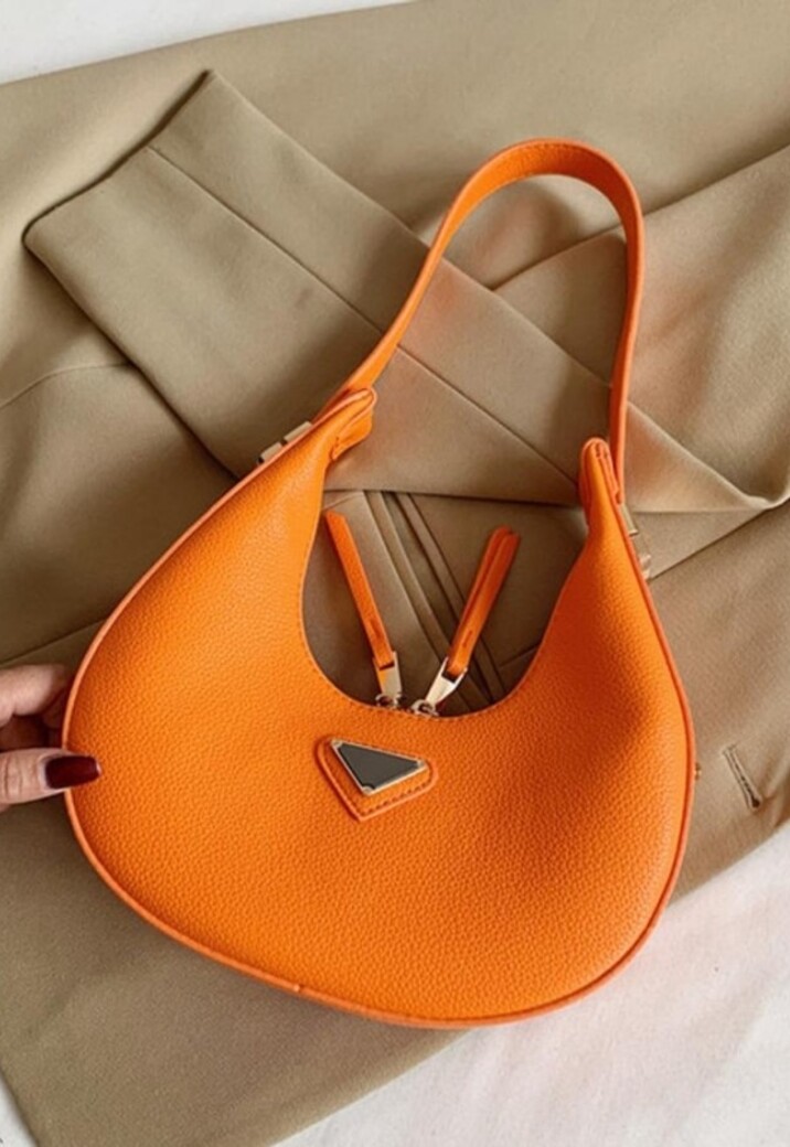 Ronde Oranje Lederlook Tas