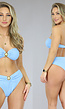 Lichtblauwe Scrunch Bandeau Bikini met Schelp Detail