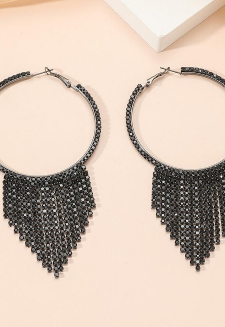 Zwarte Fringe Oorbellen
