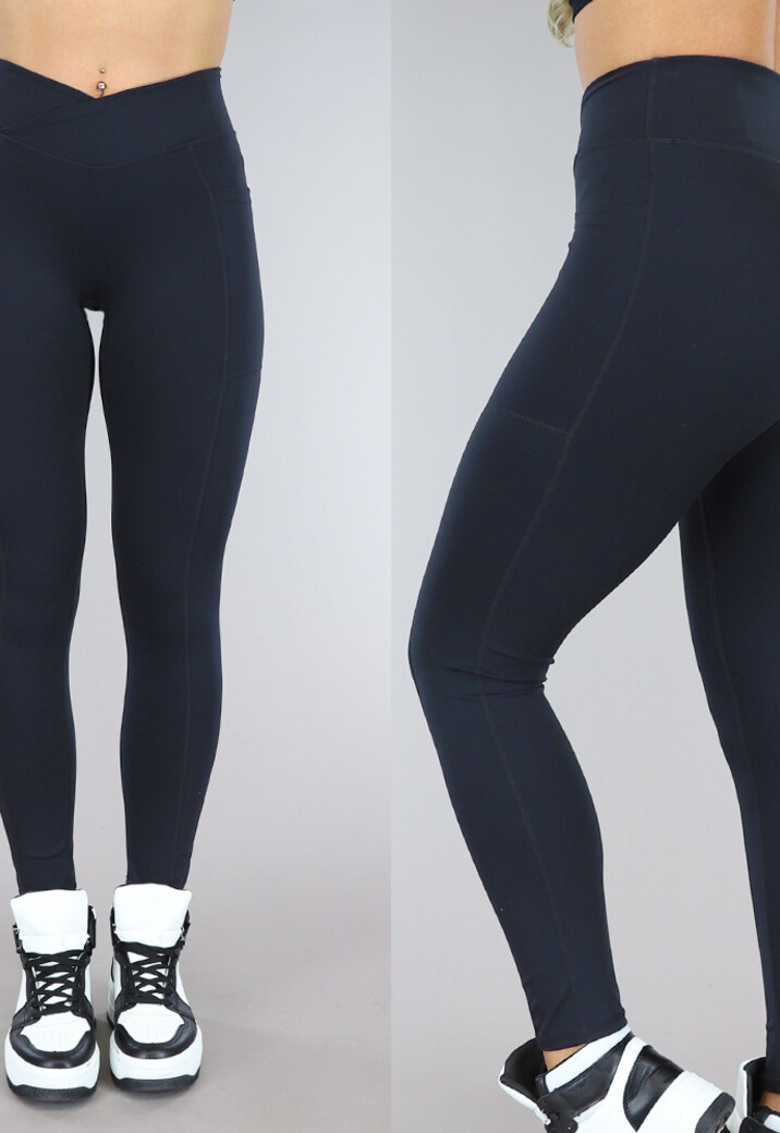 Zwarte Sportlegging met Scrunch en Zakken