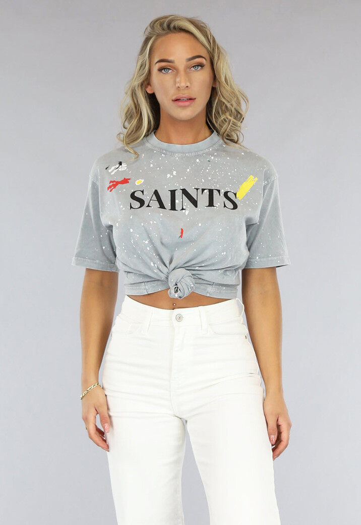 Lichtgrijs Saints T Shirt met Verfvlekken