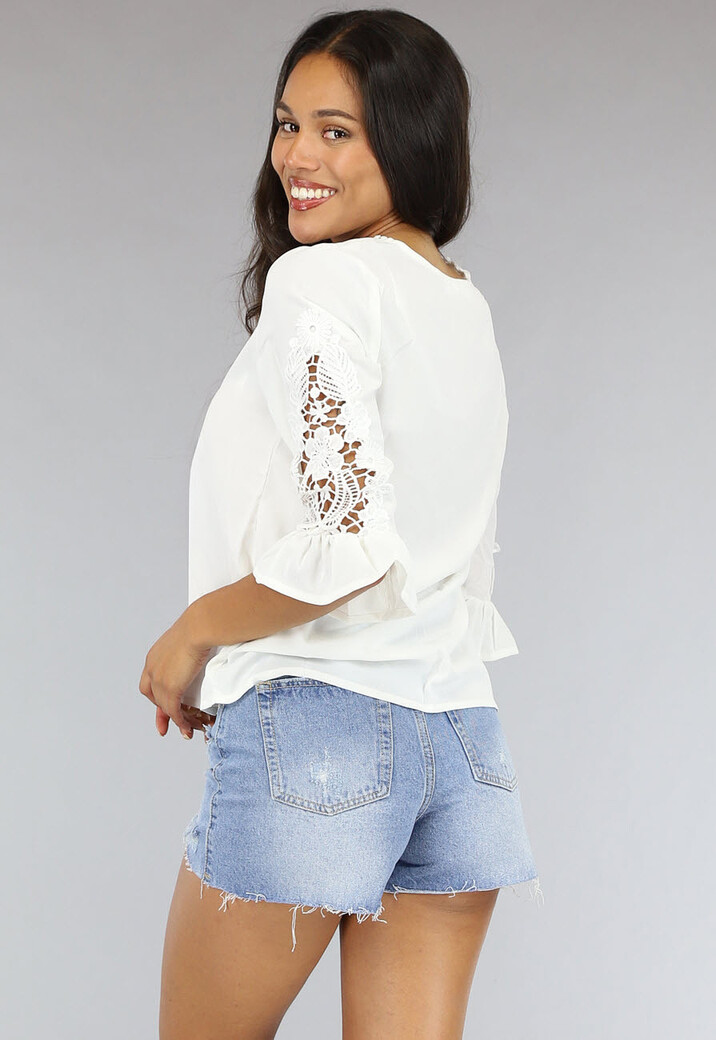 Witte Losse Blouse met Gehaakte Mouwen
