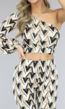 Taupe One Shoulder Top met Retro Print