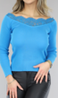 Sexy Blauwe Ribstof Off-Shoulder Top met Kanten Details