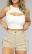 NEW0803 Witte Crop Top met Uitsnede