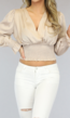 OP=OP! Beige Korte Satijnlook Top met Scrunch