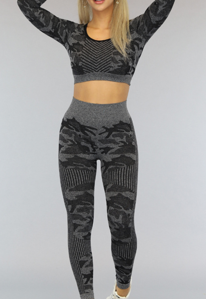 Grijze Longsleeve Sport Set met Camouflage Print