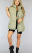 OP=OP! Oversized Bodywarmer Olijfgroen