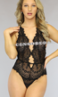 BF2023 Zwarte Halter Body met Veterdetail en Geschulpte Details