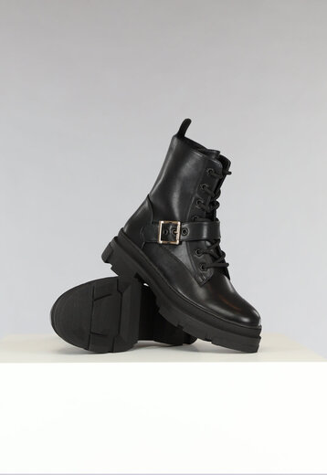 OP=OP.16.S Zwarte Lederlook Veterboots