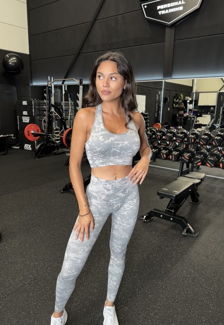 Grijze Camouflage Driedelige Sportset