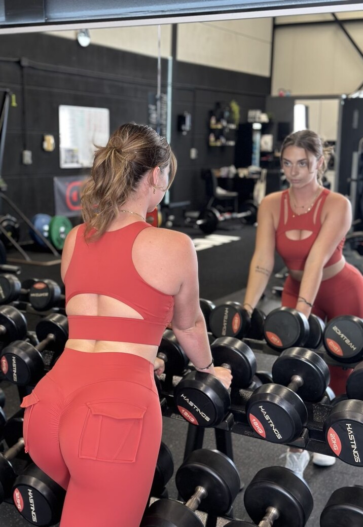 Rode Sport BH met Gekruisde Banden