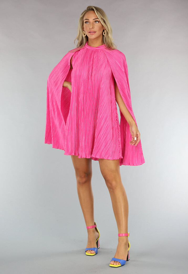 Roze Plissé Jurk met Cape Detail