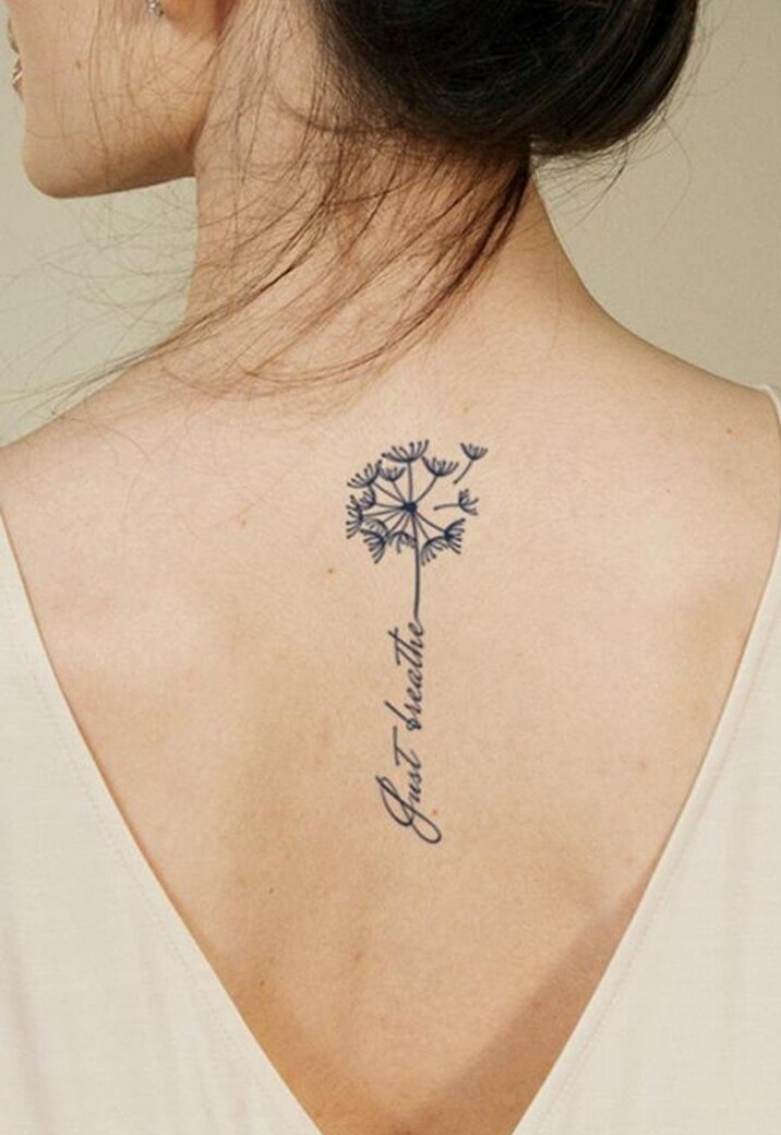 Tijdelijke Tattoo met Tekst en Bloemen