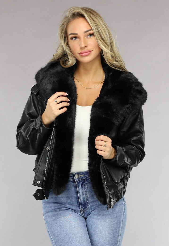 Zwarte Lederlook Winter Bomber met Imitatiebont