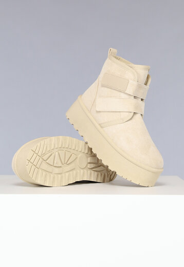 OP=OP.14.AV Stevige Snowboots met Klittenbandsluiting in Beige