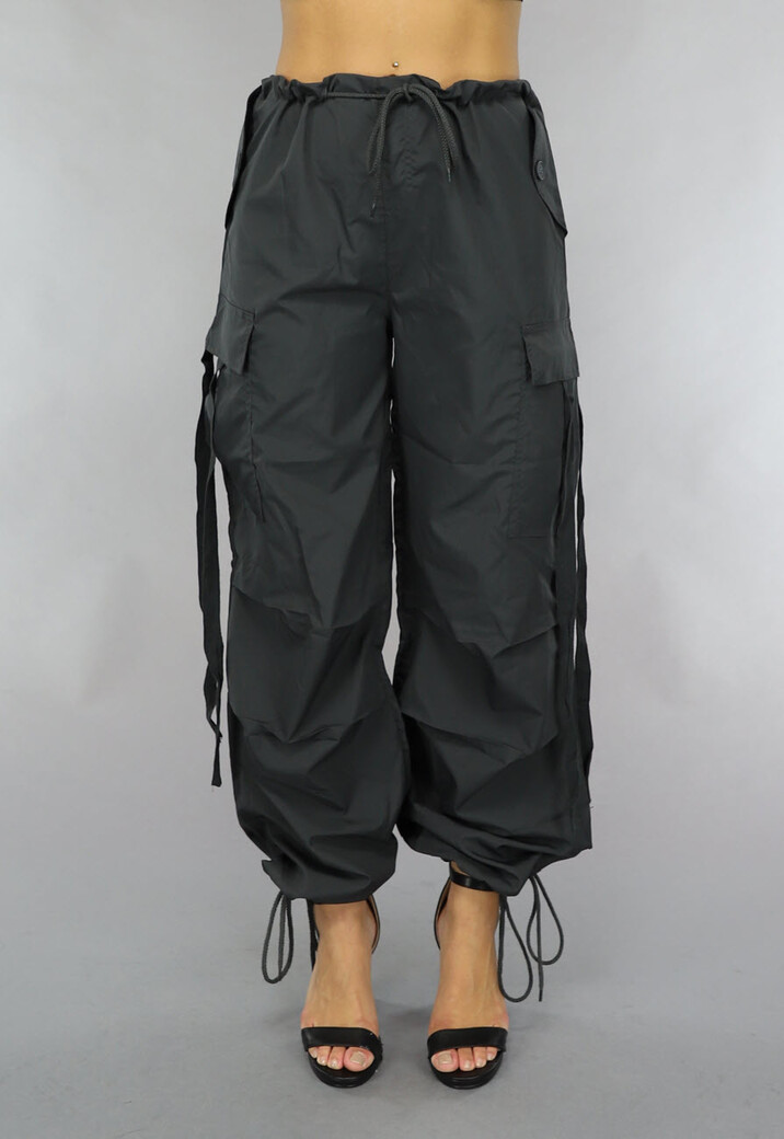 Parachute Cargo Broek in Donkergrijs