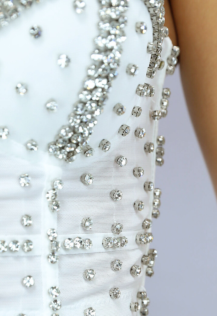 Witte Voorgevormde Glitter Top met Korset Look