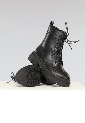 OP=OP.29.S Zwarte Enkel Boots met Polkadot Details