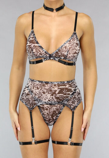 OP=OP.14.AV Mesh Lingerie Set met Camouflage Print