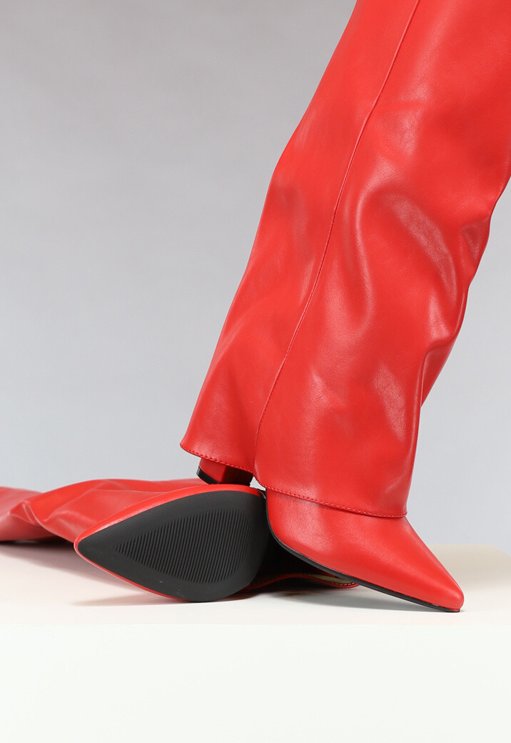 Rode Statement Boot met Omslag