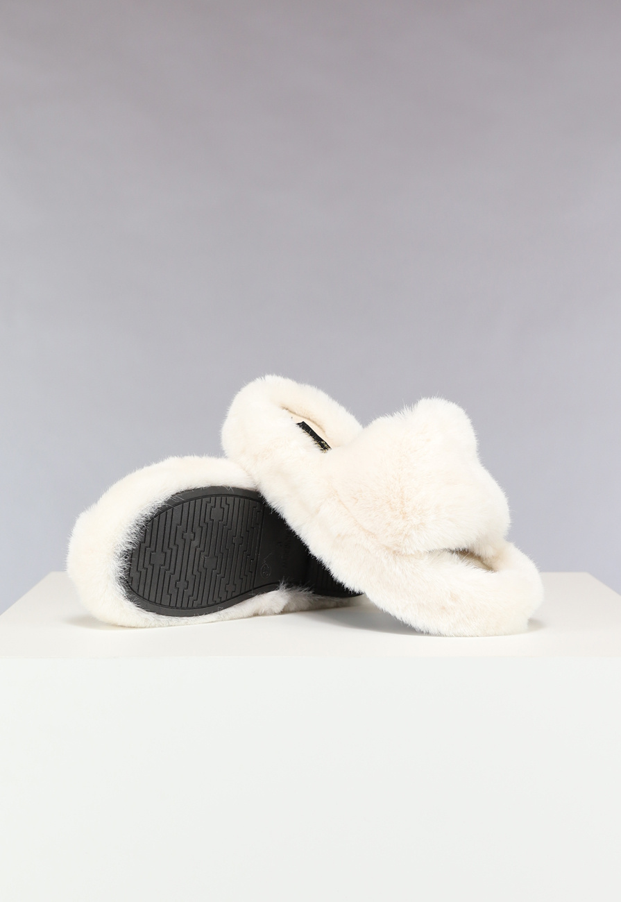 Fluffy Beige Slipper Pantoffels Uwantisell.nl
