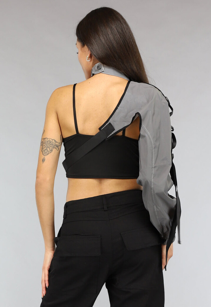 Reflecterende One Sleeve Top met Choker en Gesp Details
