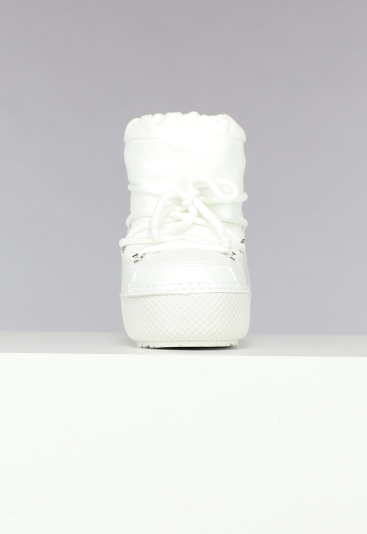 Witte Sneeuwlaarzen met Shiny Details