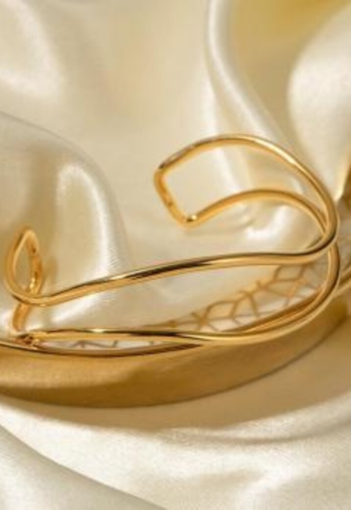 Gouden Golvende Armband