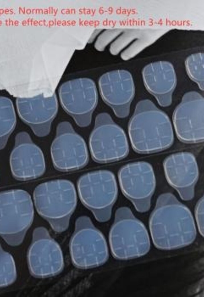 Roze Plaknagels met Glitter Details